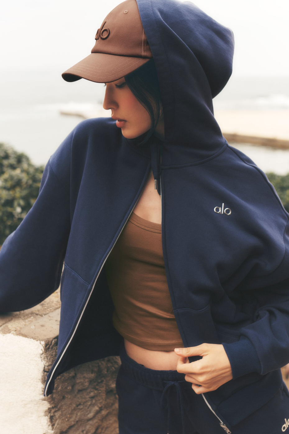 Sweat Zippé à Capuche